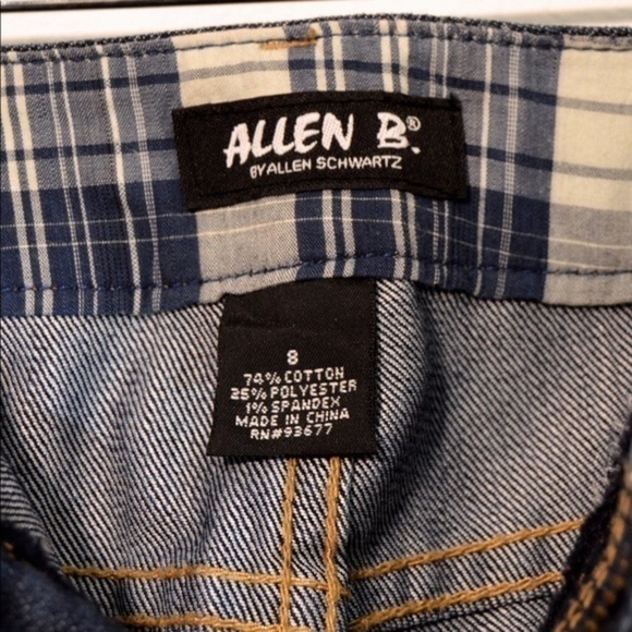 Stretchy Straight Leg Midrise Allen B Jeans | Size 8, Medium Wash - Embellished - Picture 2 of 8